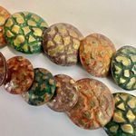 Green orange and brown disc necklace Photo 2