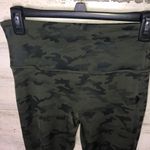 Spanx camo leggings in matte black camo size medium camo gym active leggings Photo 2