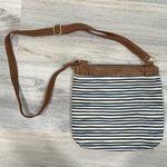 Relic  Fossil Canvas Faux Leather Medium Crossbody Purse Striped Shoulder Bag Photo 4