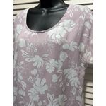 Pink Rose  Lavender/White Floral Short Sleeve Scoop‎ Zipper Back Blouse Size M Photo 1