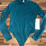 Lululemon NWT  Turtleneck Bodysuit Size Large Photo 8