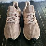 Adidas  Ultra Boost 4.0 Ash Pearl Running Shoes Women's Size 8.5 Photo 2