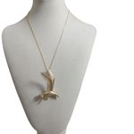 Seagull Necklace Vintage Gold Tone Giovanni 2 Inch Pendant 18 Chain Flying Bird Photo 2