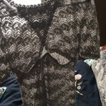 Pretty lacy Grey shirt Size XS Photo 3