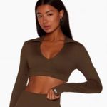 Set Active  long-sleeved, collared brown crop top size small Photo 0