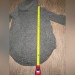 Cynthia Rowley Women's Wool Blend Cowl
Neck Sweater w/ Side Zipper, Size L,Great Photo 6