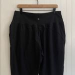 Athleta Salutation Jogger in Black High Rise Yoga Athleisure Travel Size XL Photo 8