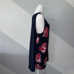 Gap  Sleeveless Blouse Floral Red and Navy Size XXL Photo 3