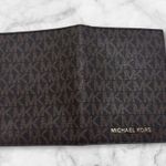 Michael Kors Brown Key Card Holder Monogram Photo 1