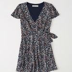 Abercrombie & Fitch Floral Print Wrap Dress Photo 2
