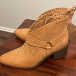 Frye and Co. ankle boot Womens Palma Stacked Heel Booties Light Tan Size 9 Photo 3
