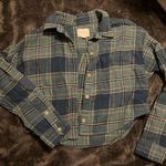 American Eagle  Cropped Flannel Photo 0