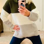 Boutique Color Block Cowl Neck Wearer  Photo 0