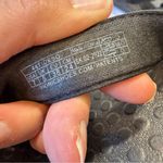 Vionic  Black Sequined Thong Sandals Womens 7 Beachy Summer Comfort Shoes Photo 1