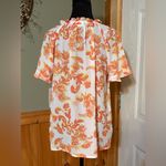 Liz Claiborne  White Orange Blouse Floral Short Sleeve Size S Tied Front NWT Photo 3