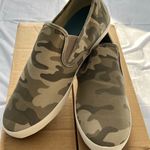 Seavees NIB  Photo 1