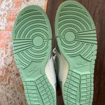 Nike Women’s Dunks High Photo 2