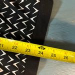 Daisy Fuentes  Black and White Chevron 3/4 Sleeve Blouse | Women’s Size Medium Photo 6