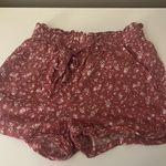 SO S.O Flower Shorts Photo 0