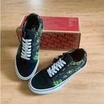 Vans Old Skool Low Top Black Green
Canvas Suede Sneakers
VNOA4BW2BML Women 8.OUS Photo 4