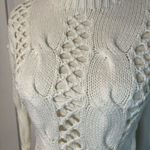 EXPRESS Women’s White Knit Sweater Size XS Photo 3