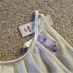 Alya white tank top Photo 1