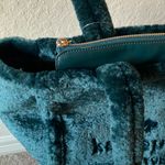 Kate Spade - Ella Faux Shearling Tote- Peacock- Large- Gold Tone Photo 14