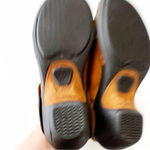 Merrell  Luxe Wrap Nubuck Dune Leather Mule Clogs Women’s Size 7.5 Fall Shoes Tan Photo 2