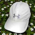 Under Armour Womens Coldblack Golf Hat Cap Keep Cool Reflect Heat Ultra Lite OS Photo 0