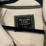 Abercrombie & Fitch  white fleece and green quarter snap Photo 1