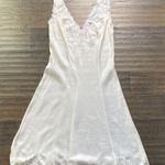 Vintage Lace Trim Slip Womens Sz Small Cream Knee Length White Photo 0