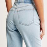 Abercrombie & Fitch curve love high rise 90s relaxed jeans Photo 4