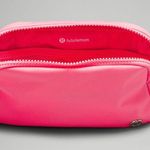 Lululemon NWT  Everywhere Belt Bag 1L Sakura Pink Photo 2