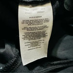 Columbia women's size XL black active shorts with pockets Photo 3