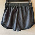 Nike Women’s Running Shorts Dri-Fit Photo 1