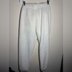 Aerie  Offline Size Large Photo 2