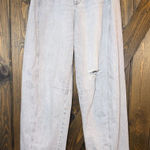 Universal Threads Universal Thread High-Rise Curved Leg Barrel Jeans Photo 0