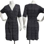 Apt. 9  Womens Faux Wrap Vneck Dress Belted Size Medium Knee Length Church Casual Photo 1