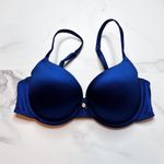 SKIMS  Stretch Satin Push Up Bra  Photo 1