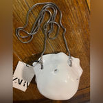 ZARA NWT  White Rose Box Clutch & Purse w/ Magnetic Closure & Silver Chain Strap Photo 10