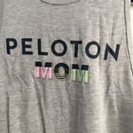 Peloton Women’s NWT Mom Gray Sleeveless Athletic Tank Top XS Photo 2