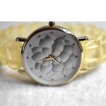 Source Unknown Unique Flower Rhinestone Accent Lt Yellow Acylic Stretch Band Gold Tone Watch Photo 1