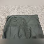 Lululemon Women’s In Focus Run Tight Sense Knit Army Green Size 8 Photo 1