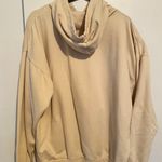 Pretty Little Thing Creme oversized hoodie Photo 2