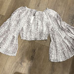 Olivaceous Off shoulder shirt  Photo 0