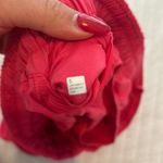 Lululemon  Low-Rise Hotty Hot Shorts 4" Photo 2