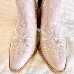 Arula Corral Mi.iM Embroidered Western Boots Photo 3