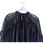 Free People  Womens Little Bit Of Love Knit Blouse  Crochet Flowy Sz M #1840 Photo 4