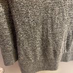Lucky Brand Womens V Neck Thin Sweater M Bust 42” Gray & White Long Sleeve Photo 5