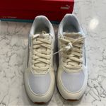 Puma NWT Woman’s Graviton White Granola Pristine Soft Foam Sneaker Shoes 8.5 Photo 2